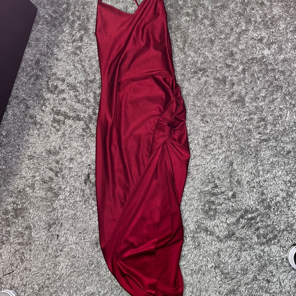 Red Windsor dress size medium - Picture 1 of 1